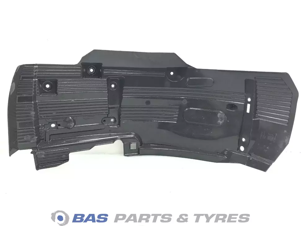 Вътрешен калник Volvo 82637643 Вътрешен калник Volvo 82637643