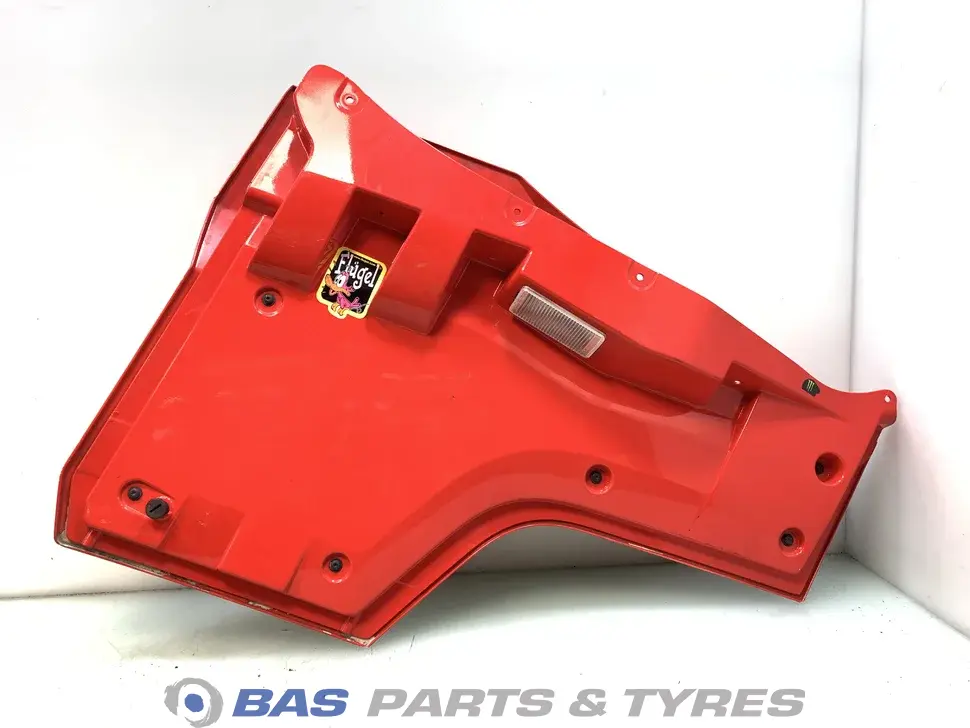 Door extension Right Renault T-Serie 7482510549 Door extension Right Renault T-Serie 7482510549