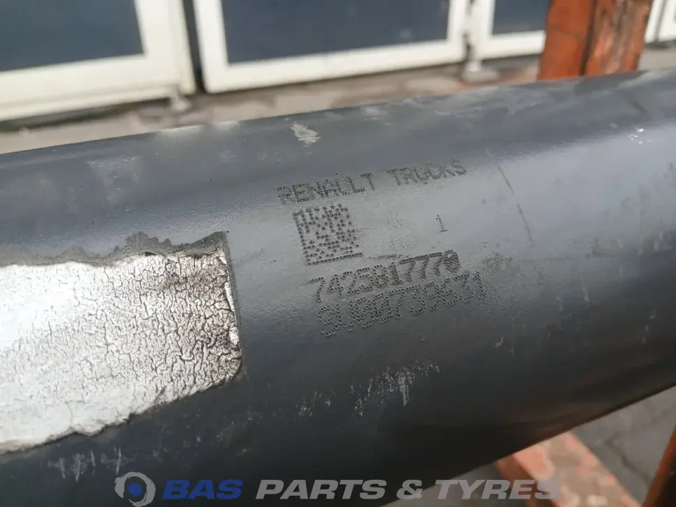 Pogonsko vratilo Renault 7401067771 Pogonsko vratilo Renault 7401067771