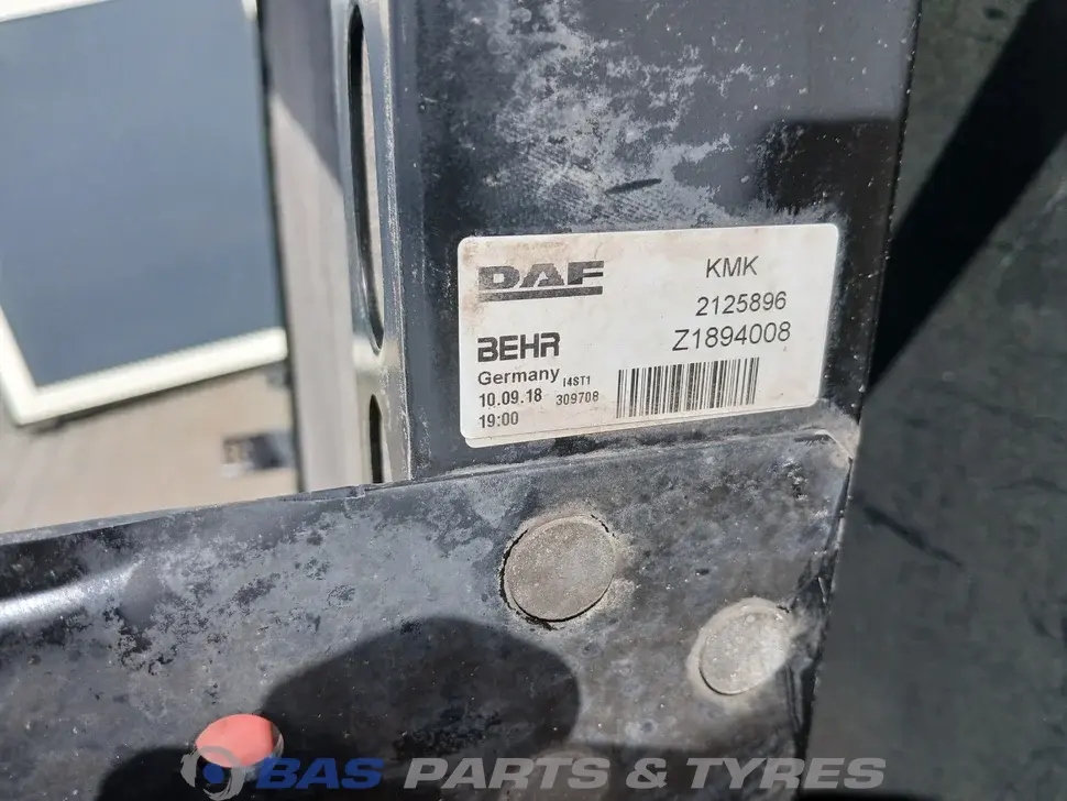 Kühler DAF MX13 355 H2 1909449 Kühler DAF MX13 355 H2 1909449