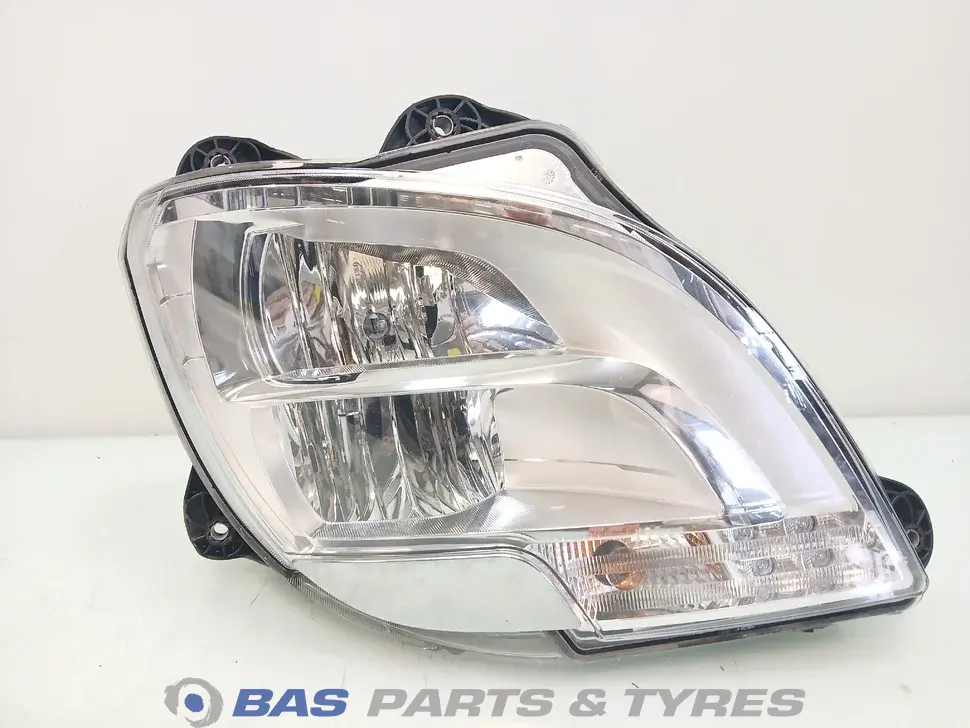 Headlight CF Euro 6 Right LHD 1857535 Headlight CF Euro 6 Right LHD 1857535