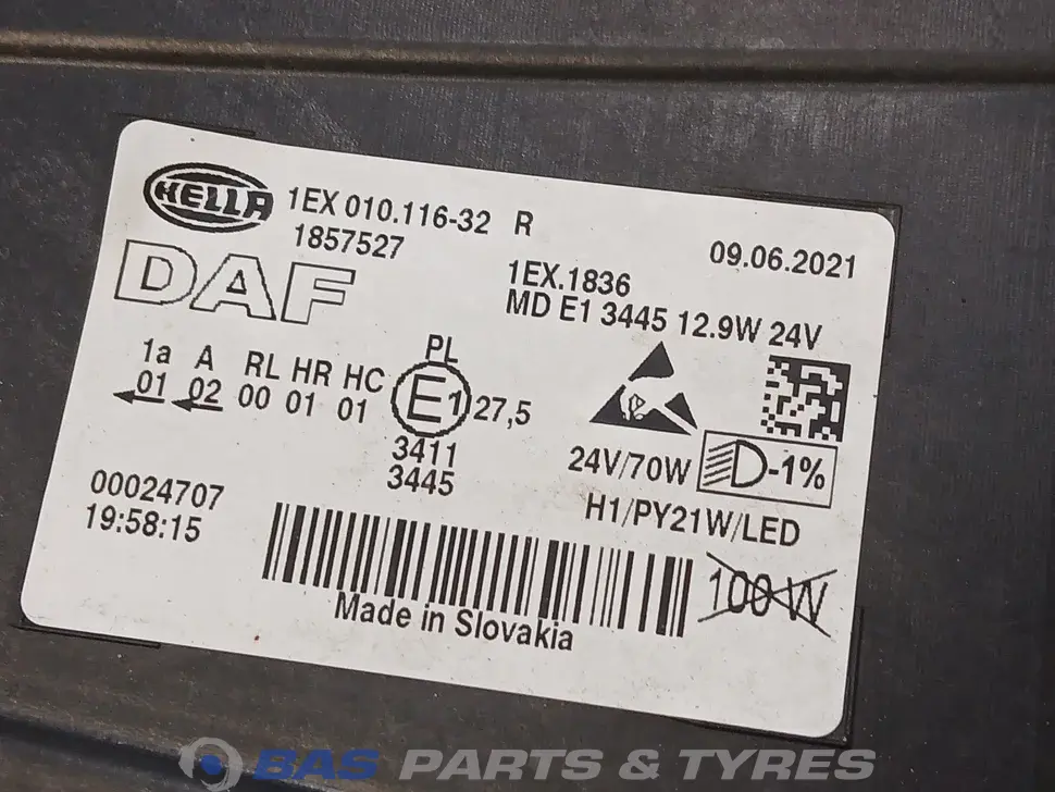 Headlight CF Euro 6 Right LHD 1857535 Headlight CF Euro 6 Right LHD 1857535