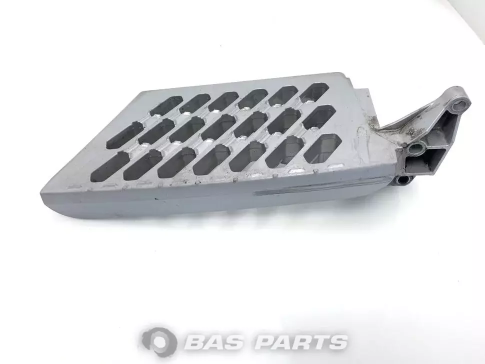 Estribo Derecha Volvo 82859306 Estribo Derecha Volvo 82859306