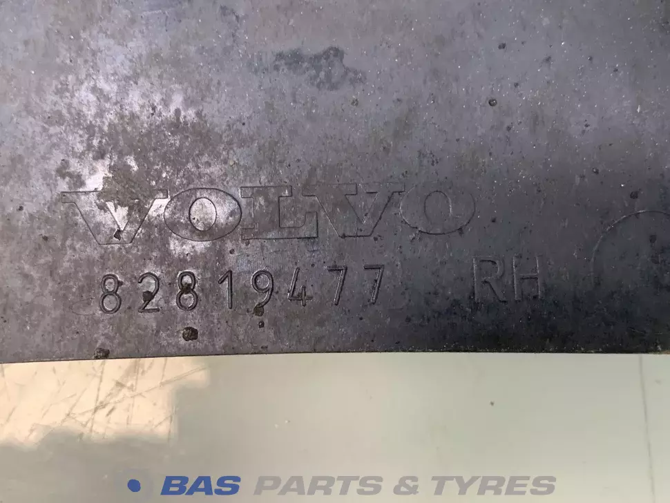 Abdeckplatte Volvo 82819477 Abdeckplatte Volvo 82819477