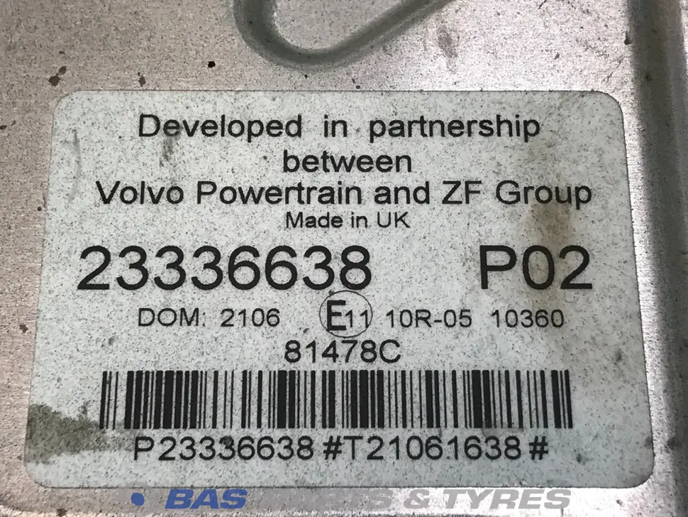 Engine management ECU Volvo 23336638 Engine management ECU Volvo 23336638