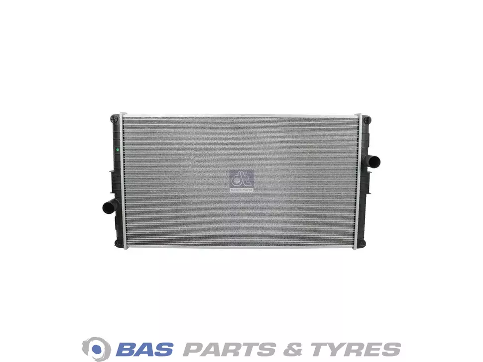 Kühler DT Spare Parts 8112786