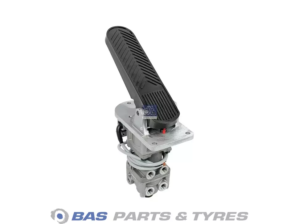 Bremsventil DT Spare Parts 3028743