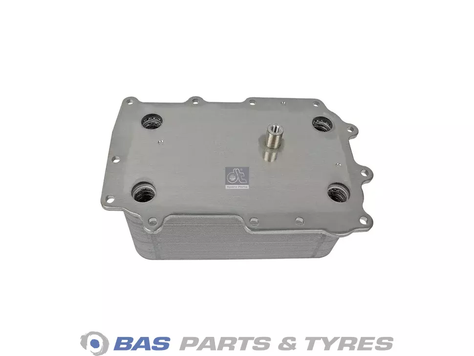 Motorölkühler DT Spare Parts 1780140