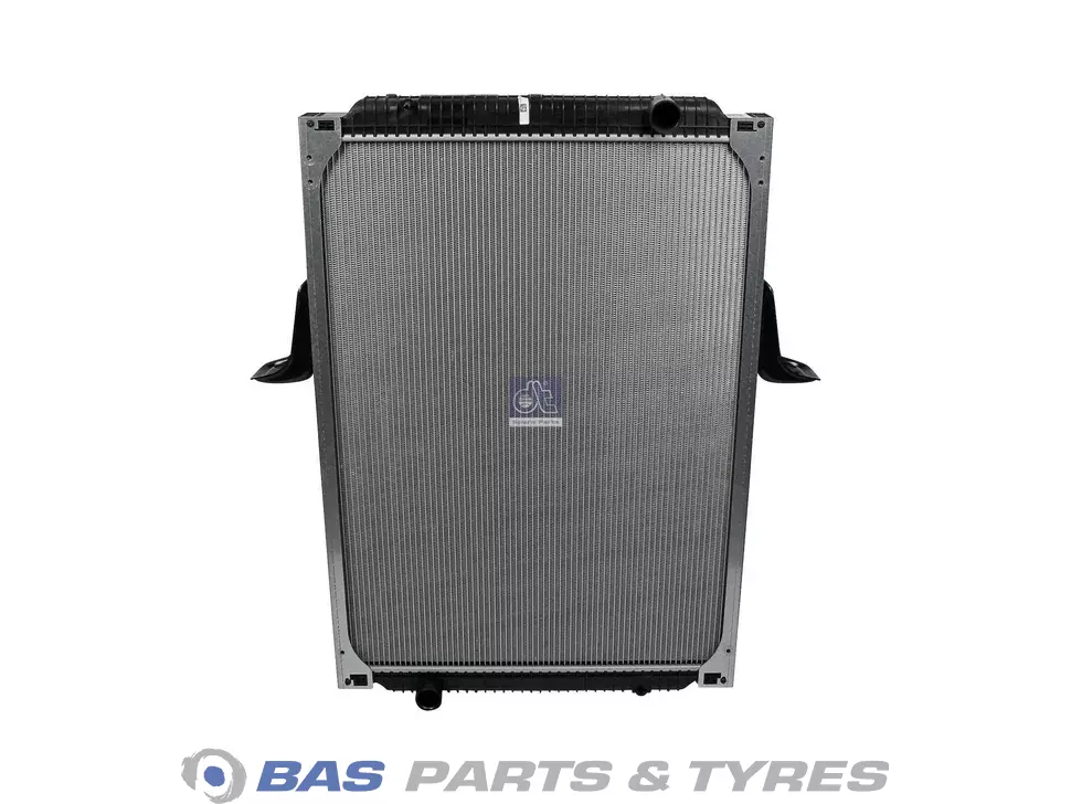 Radiator DT Spare Parts 5010315843 Radiator DT Spare Parts 5010315843