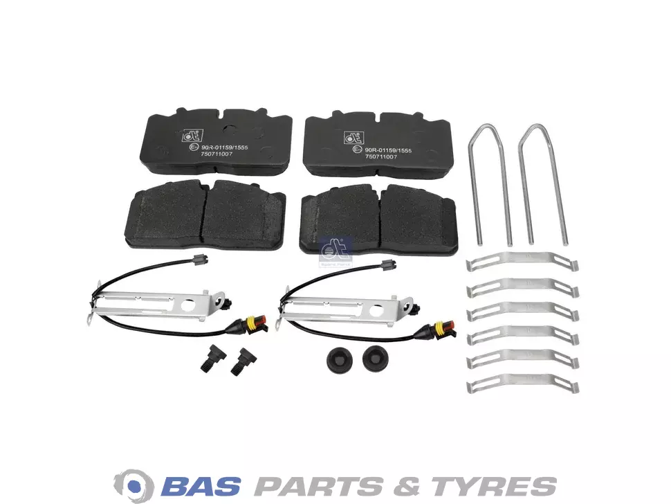 Bremsbeläge DT Spare Parts 81508206053