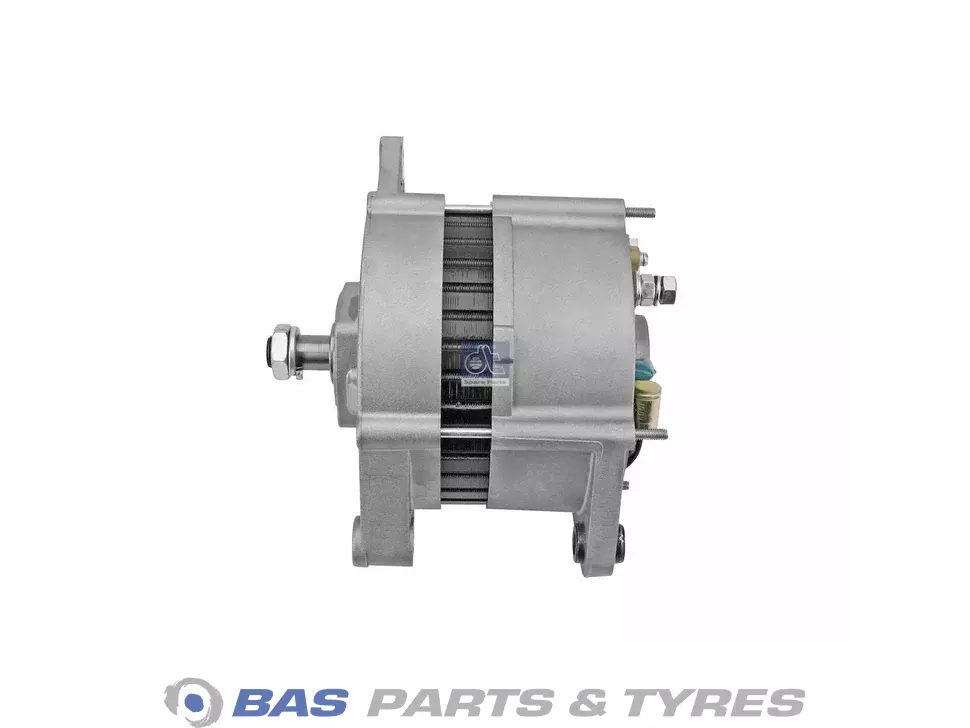 Alternator DT Spare Parts 5001860274