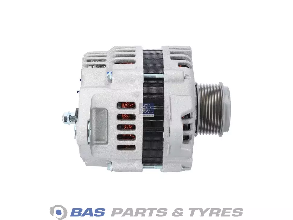 Alternator DT Spare Parts 5010437730 Alternator DT Spare Parts 5010437730