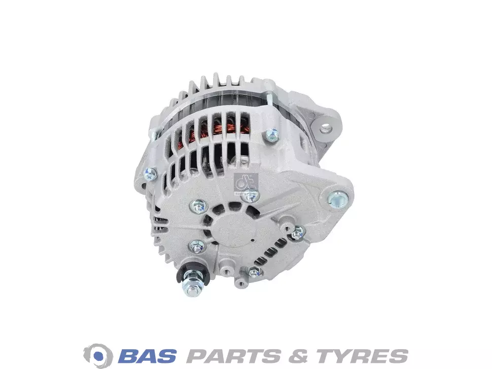 Alternator DT Spare Parts 5010437730 Alternator DT Spare Parts 5010437730