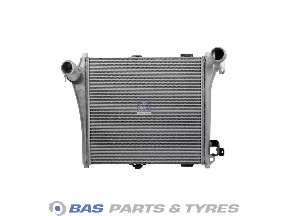 Intercooler DT Spare Parts 5001873728 Intercooler DT Spare Parts 5001873728