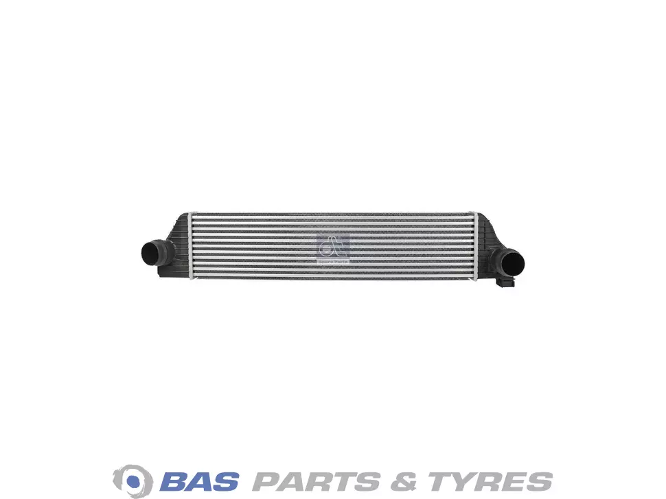 Intercooler DT Spare Parts 144960015R Intercooler DT Spare Parts 144960015R