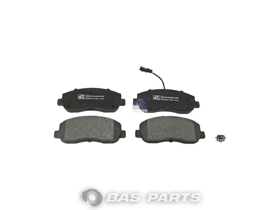 Bremsbeläge DT Spare Parts 0093167551