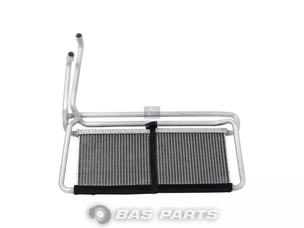 Топлообменник DT Spare Parts 1772717