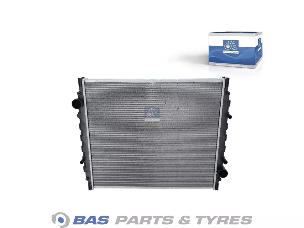 Kühler DT Spare Parts 81061016380