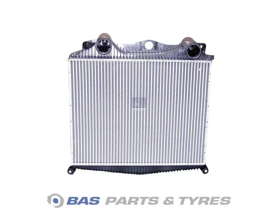 Intercooler DT Spare Parts 81061300157 Intercooler DT Spare Parts 81061300157