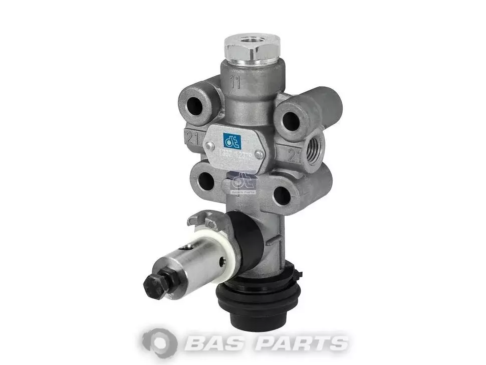 Niveauventil DT Spare Parts 81436106121