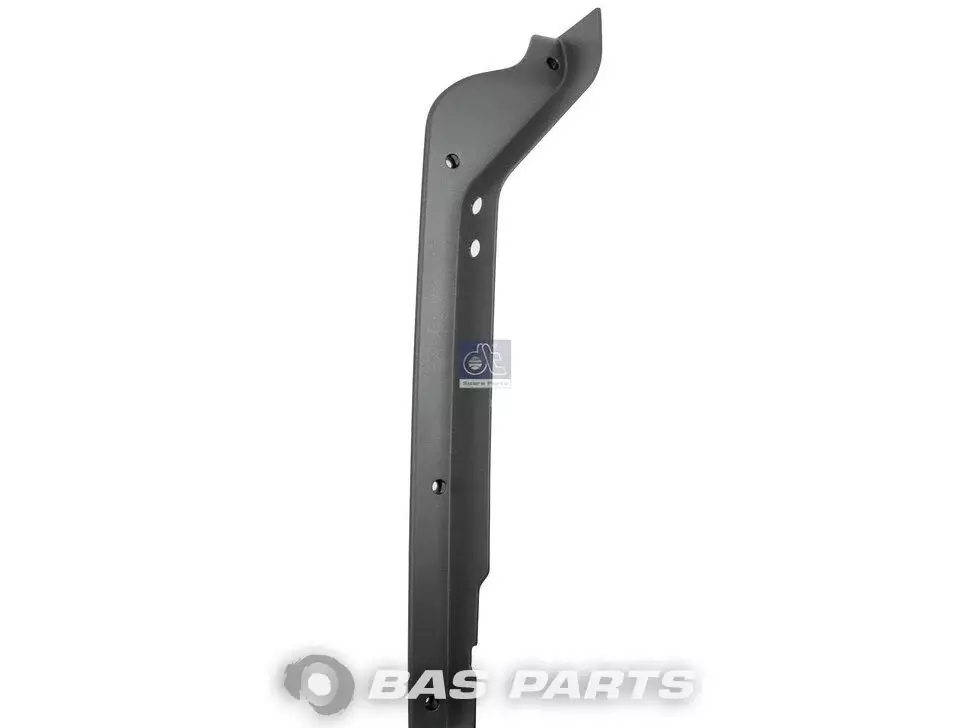Panel de cierre del parachoques DT Spare Parts 81416100367