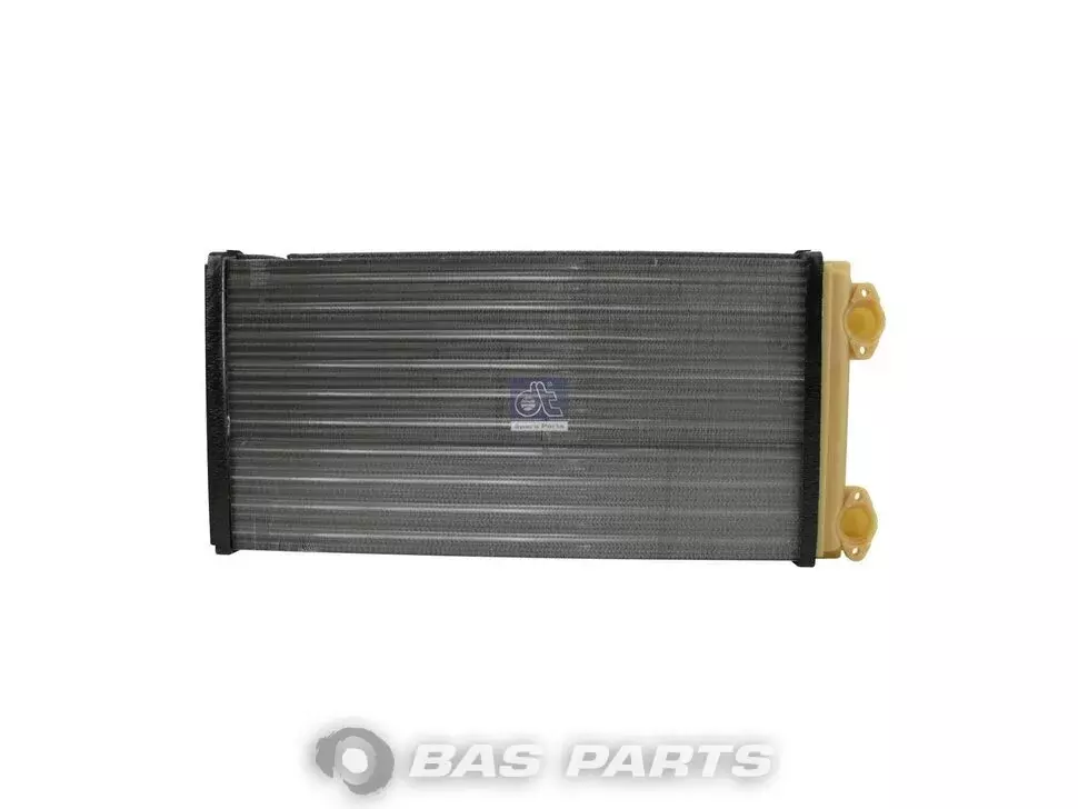 Топлообменник DT Spare Parts 81619010065