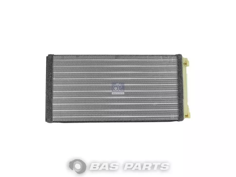 Топлообменник DT Spare Parts 81619010056