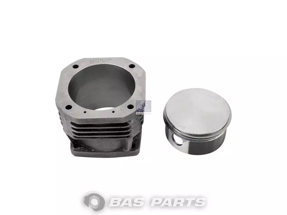 Set piston și liner DT Spare Parts 4411300008
