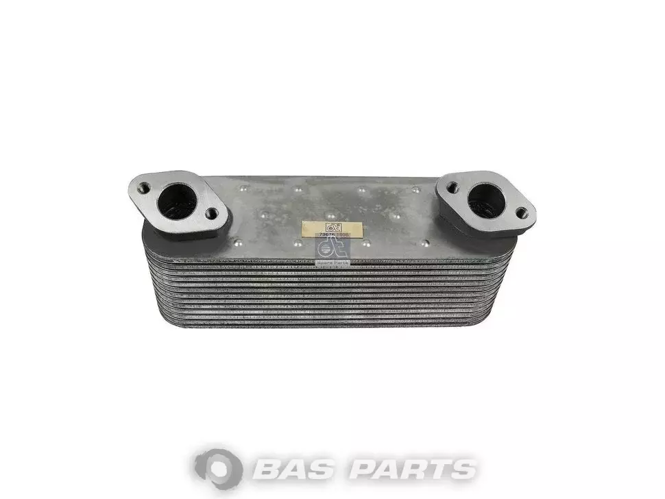 Ölkuhler DT Spare Parts 0021881701