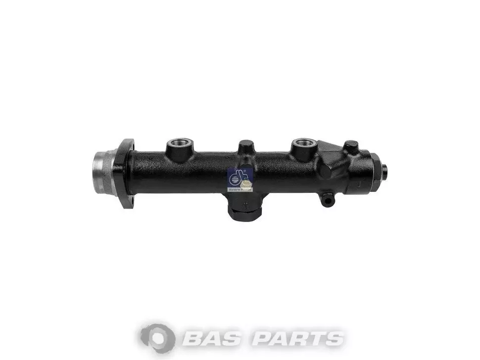 Master cylinder DT Spare Parts 0024307201
