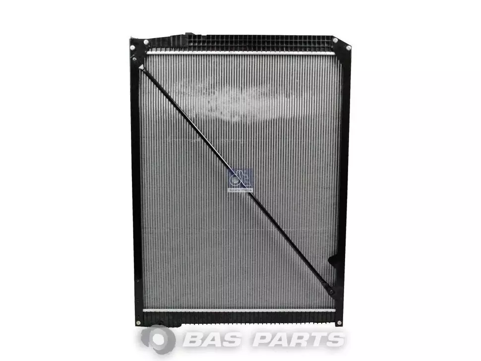 Kühler DT Spare Parts 9425001203
