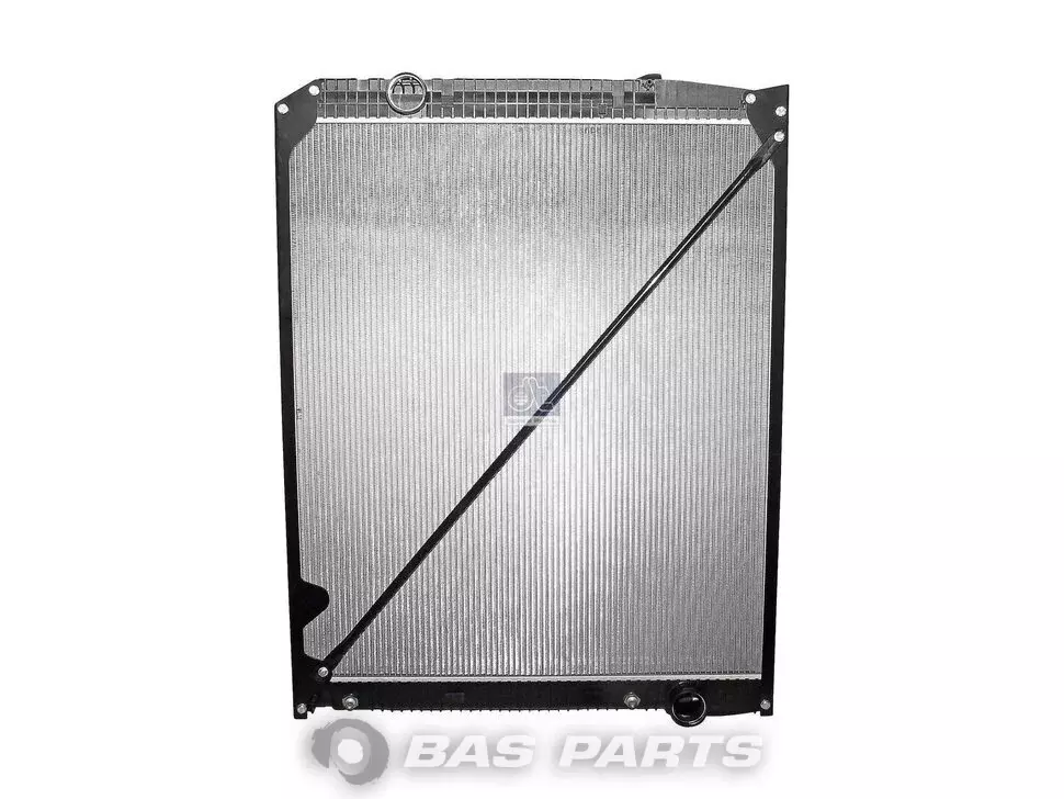 Kühler DT Spare Parts 9425000803