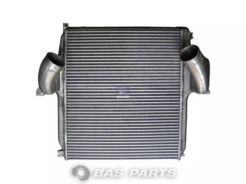 Intercooler DT Spare Parts 9425010101 Intercooler DT Spare Parts 9425010101