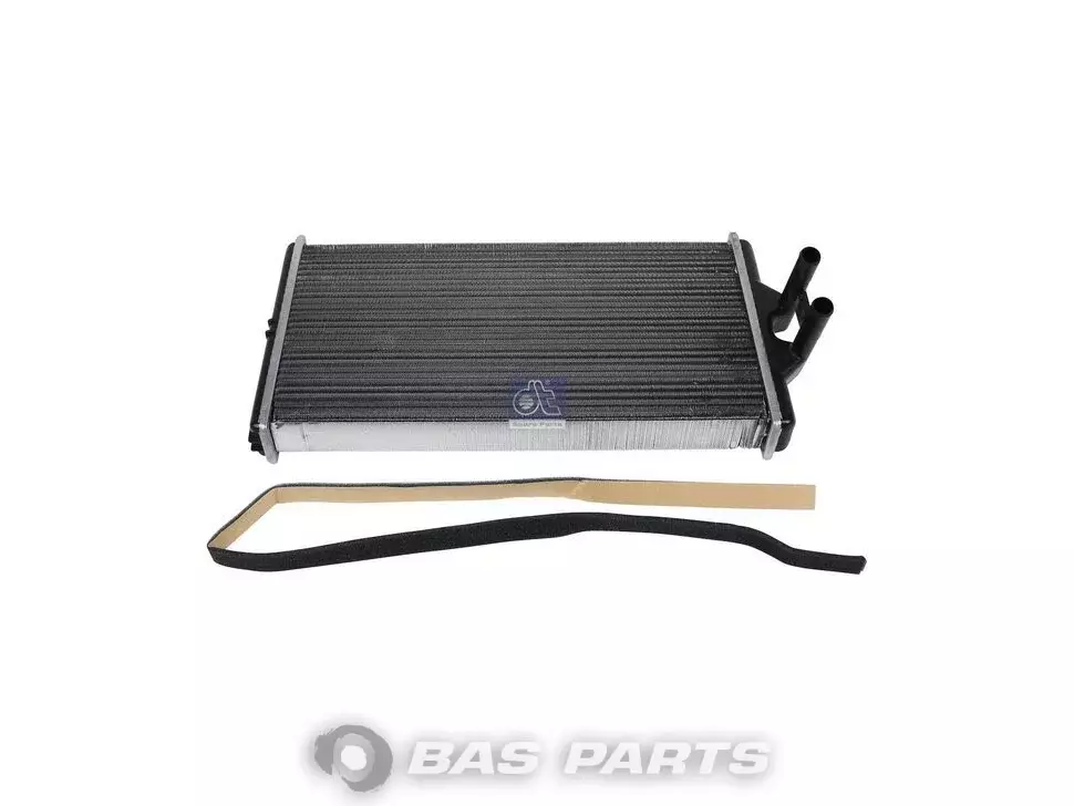 Топлообменник DT Spare Parts 0028355001