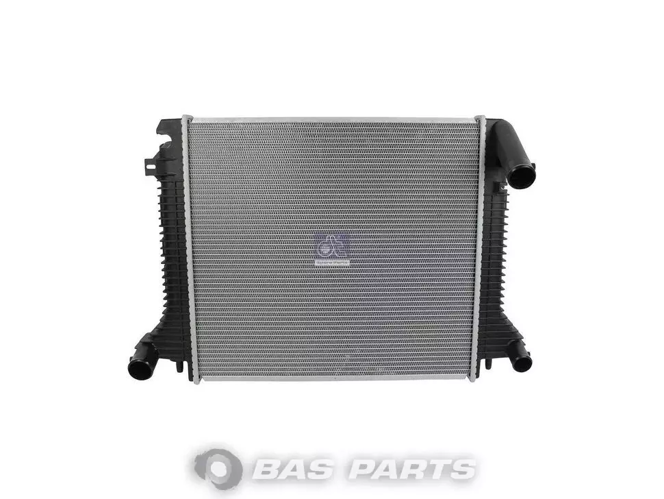 Kühler DT Spare Parts 9735000803