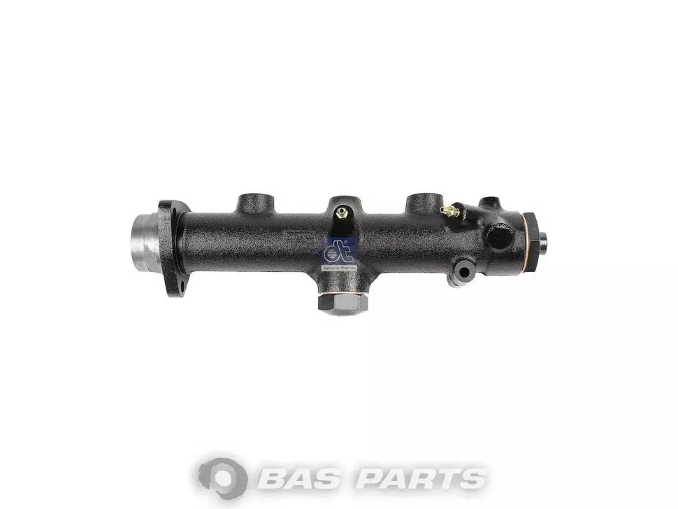 Master cylinder DT Spare Parts 0024306901