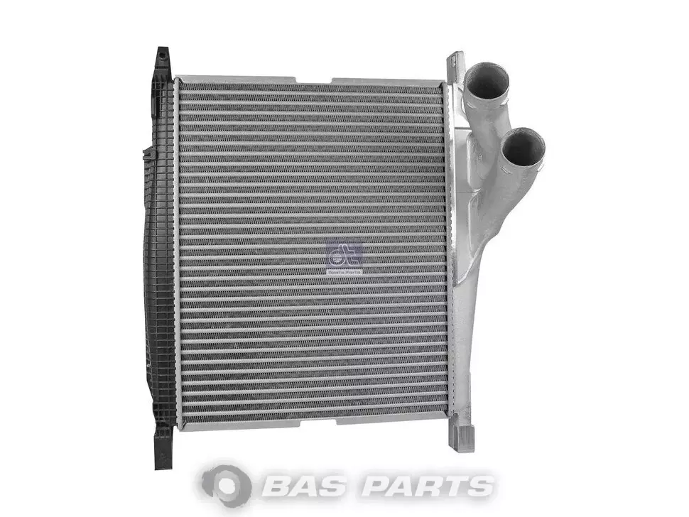 Intercooler DT Spare Parts 9405010701