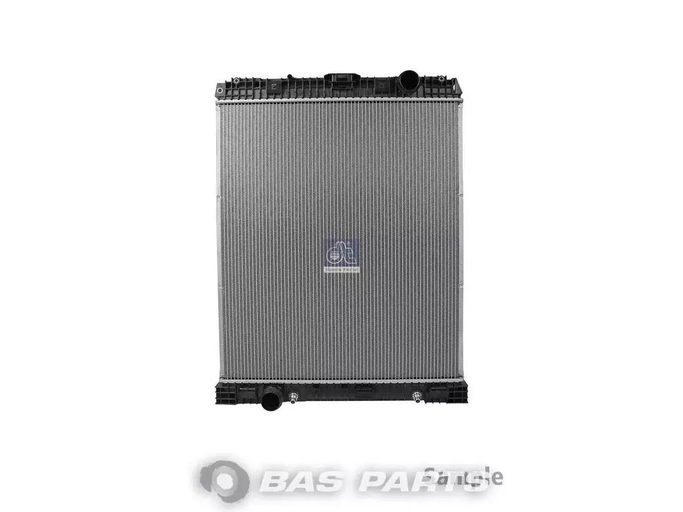 Kühler DT Spare Parts 0025011401