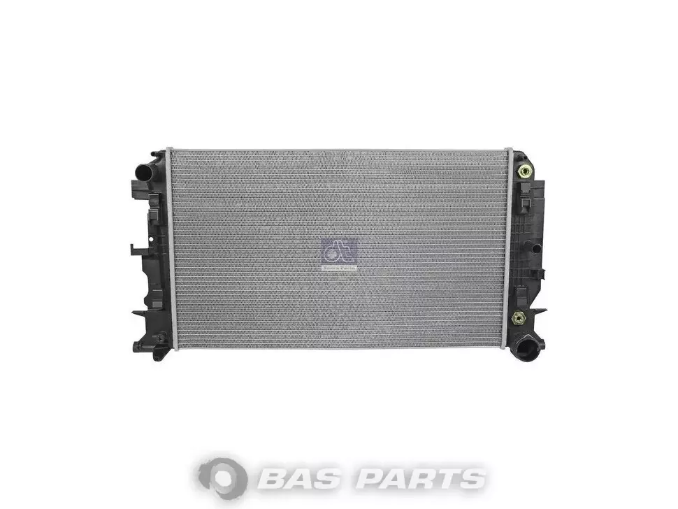 Kühler DT Spare Parts 9065000302