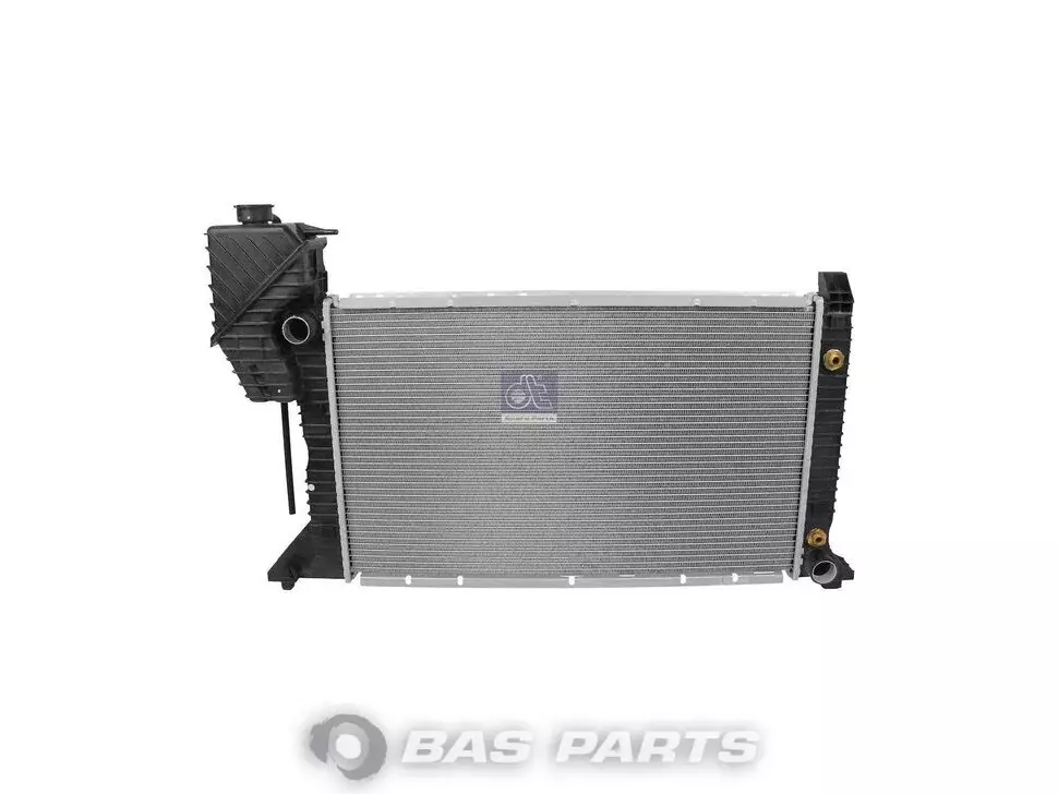 Kühler DT Spare Parts 9015002800