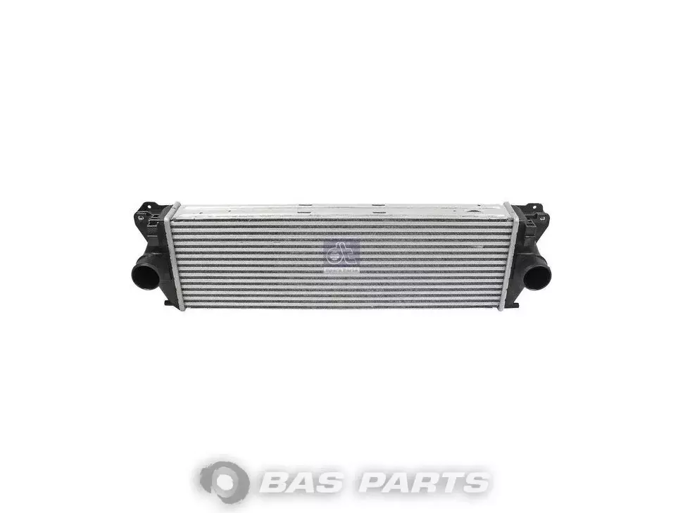 Intercooler DT Spare Parts 9065010101 Intercooler DT Spare Parts 9065010101