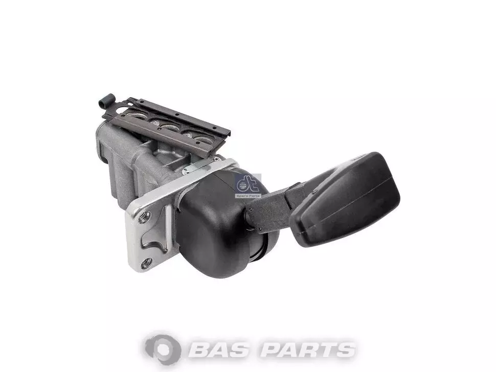 Handbremsventil DT Spare Parts 0004309581