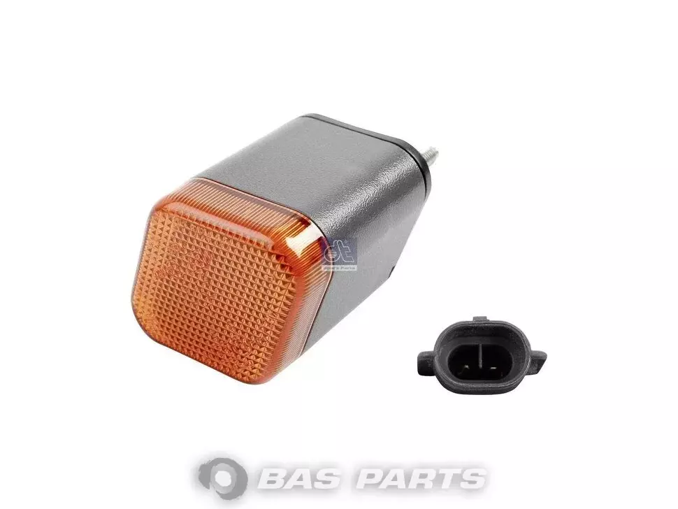 Side marking lamp DT Spare Parts 04862220