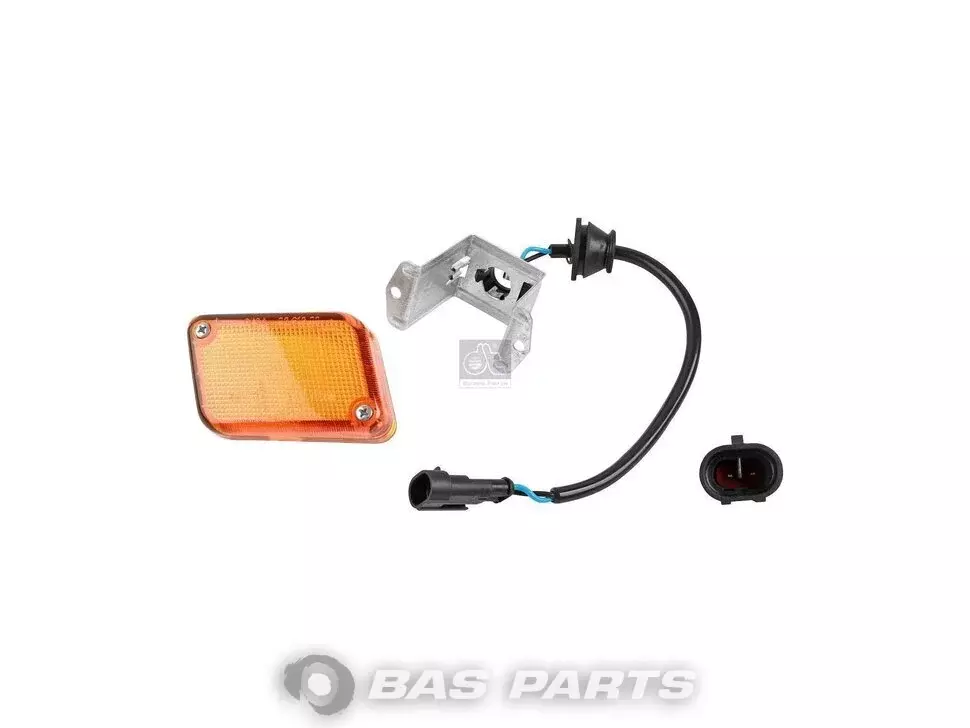 Side marking lamp DT Spare Parts 98419235