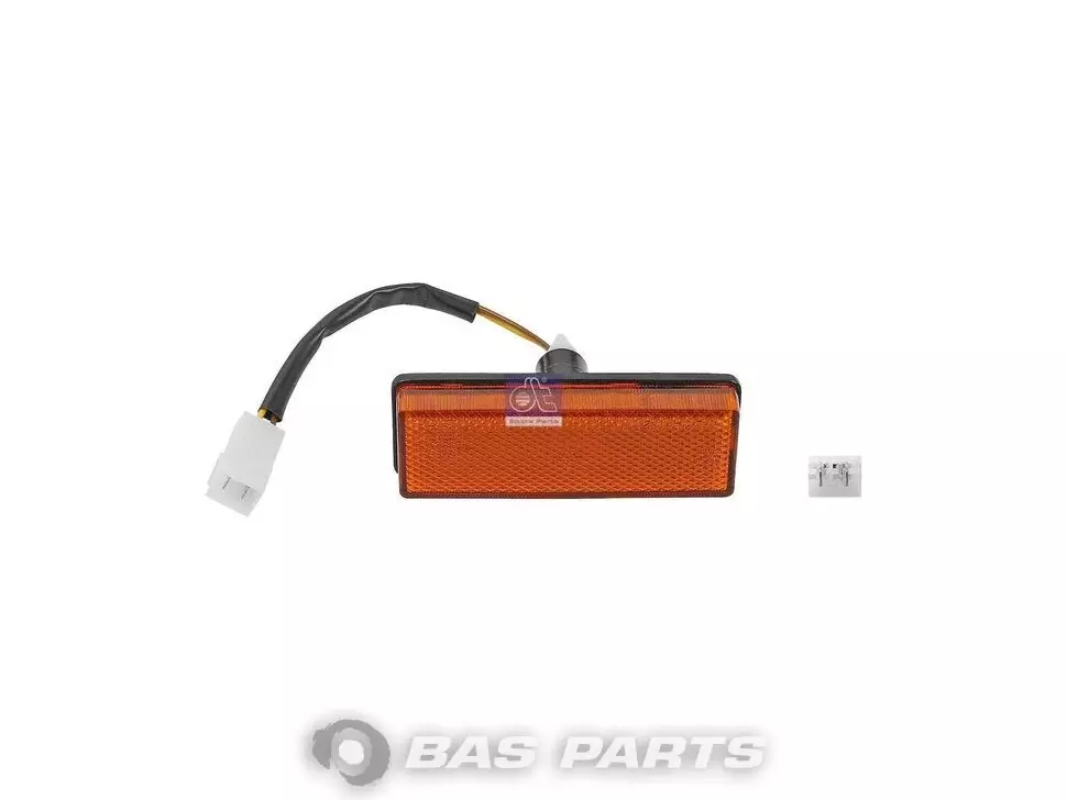 Side marking lamp DT Spare Parts 04347158