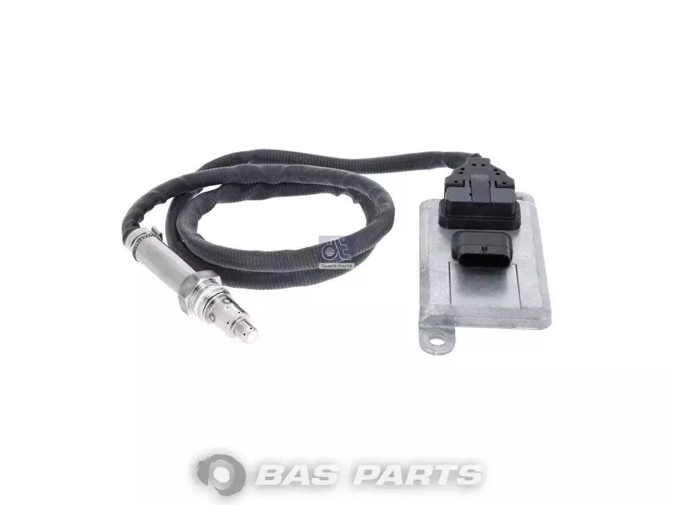 NOx-Sensor DT Spare Parts 5801754014
