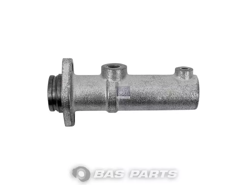 Master cylinder DT Spare Parts 02997349