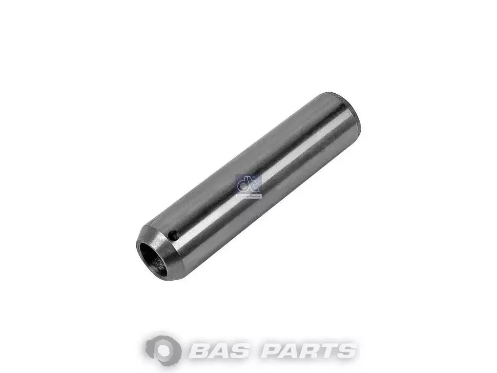 Valve guide DT Spare Parts 04648237