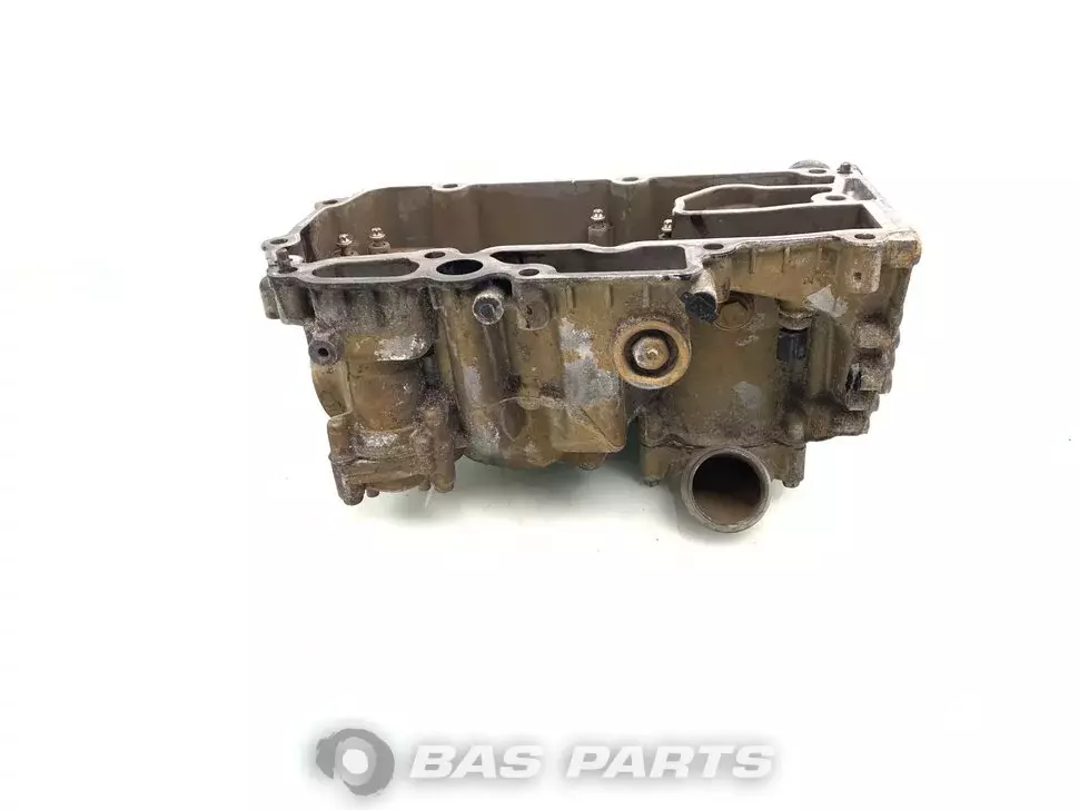 Radiateur dhuile Mercedes A 471 180 00 12 Radiateur dhuile Mercedes A 471 180 00 12