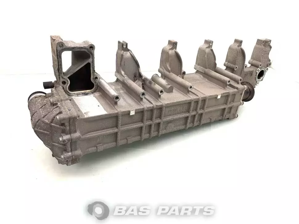 Refroidisseur EGR Mercedes A 471 140 47 75 Refroidisseur EGR Mercedes A 471 140 47 75